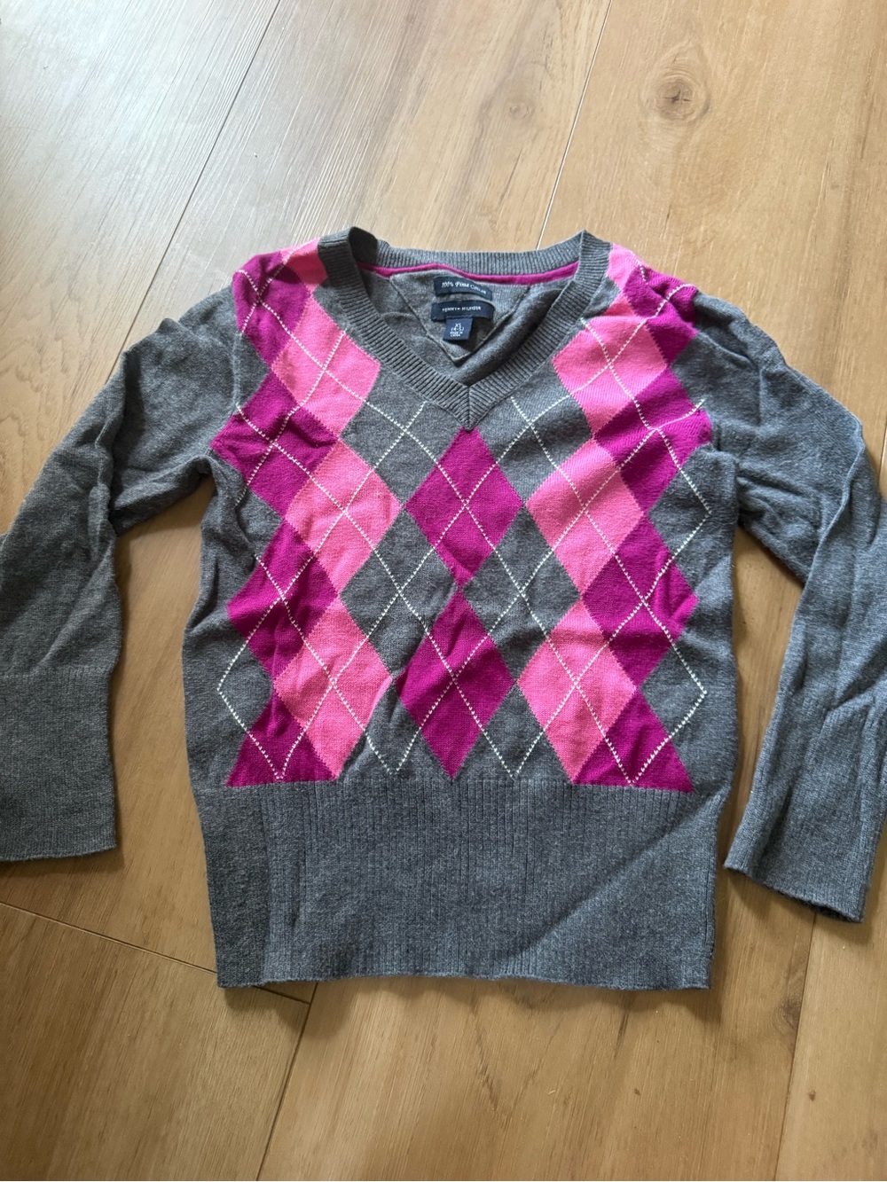 Tommy Hilfiger Gray Sweater with Pink Argyle